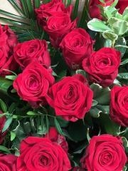 Romantic 24 red roses