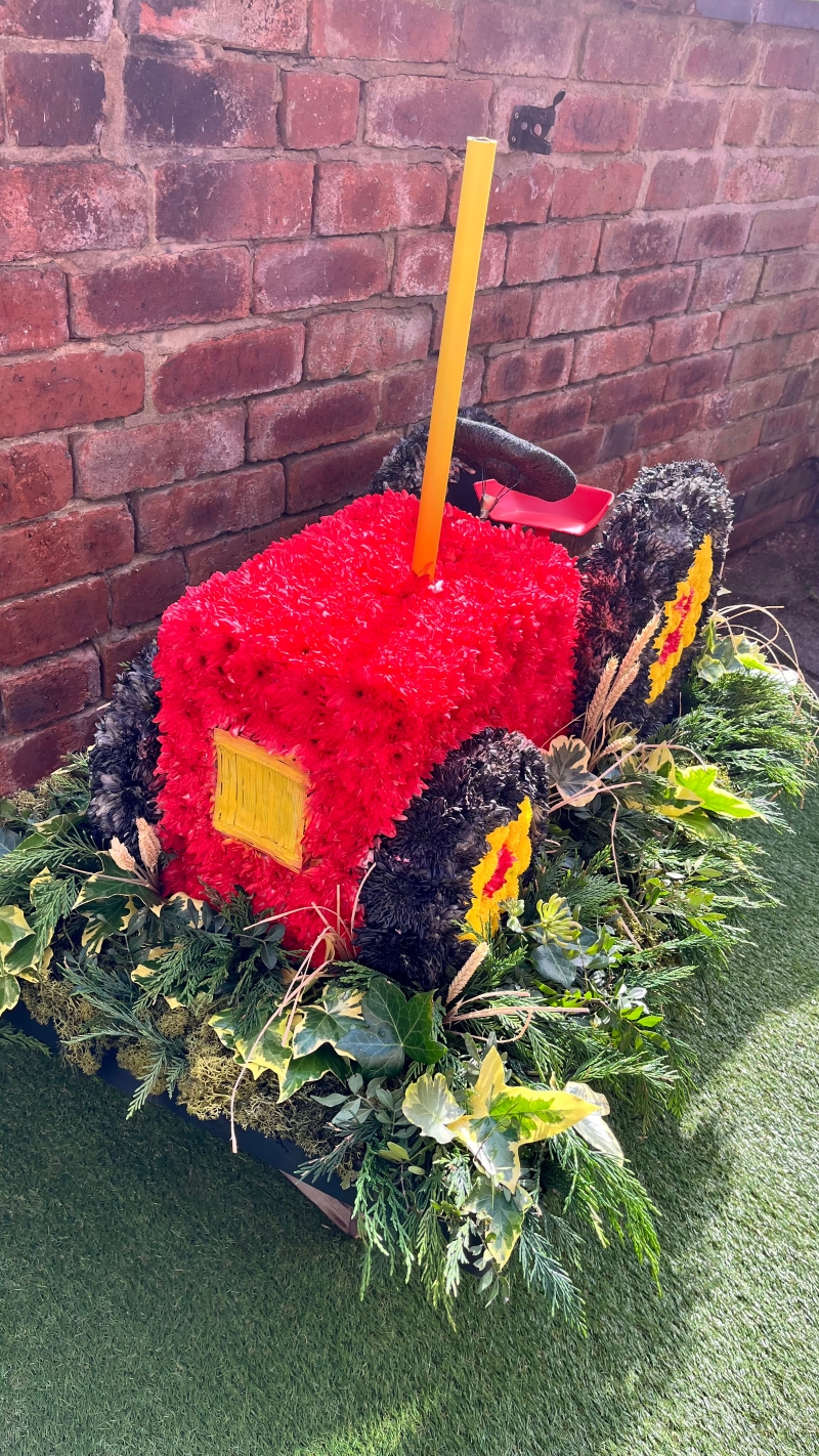 Tractor tribute