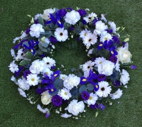 Traditional wreath